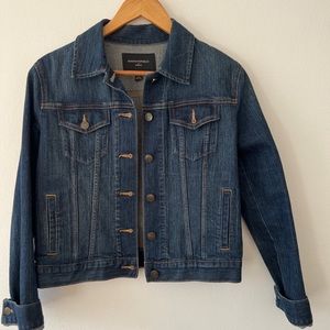 Banana Republic jean jacket size small